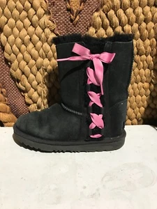 UGG PALA Black BOOTS Pink Ribbon 1017737T WATER RESISTANT ORIGINAL Size 3 - Picture 1 of 8