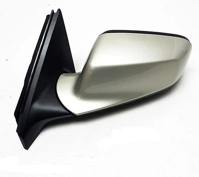 Espejo retrovisor lateral del conductor plateado brillante metálico 2015-16 Buick LaCrosse Foto 1 de 4