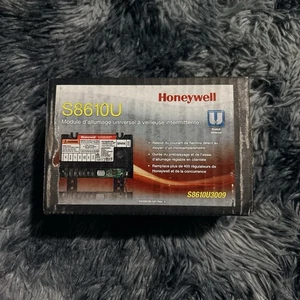 Honeywell S8610U3009 Intermittent Pilot Control S8610U used  #P848 - Picture 1 of 8