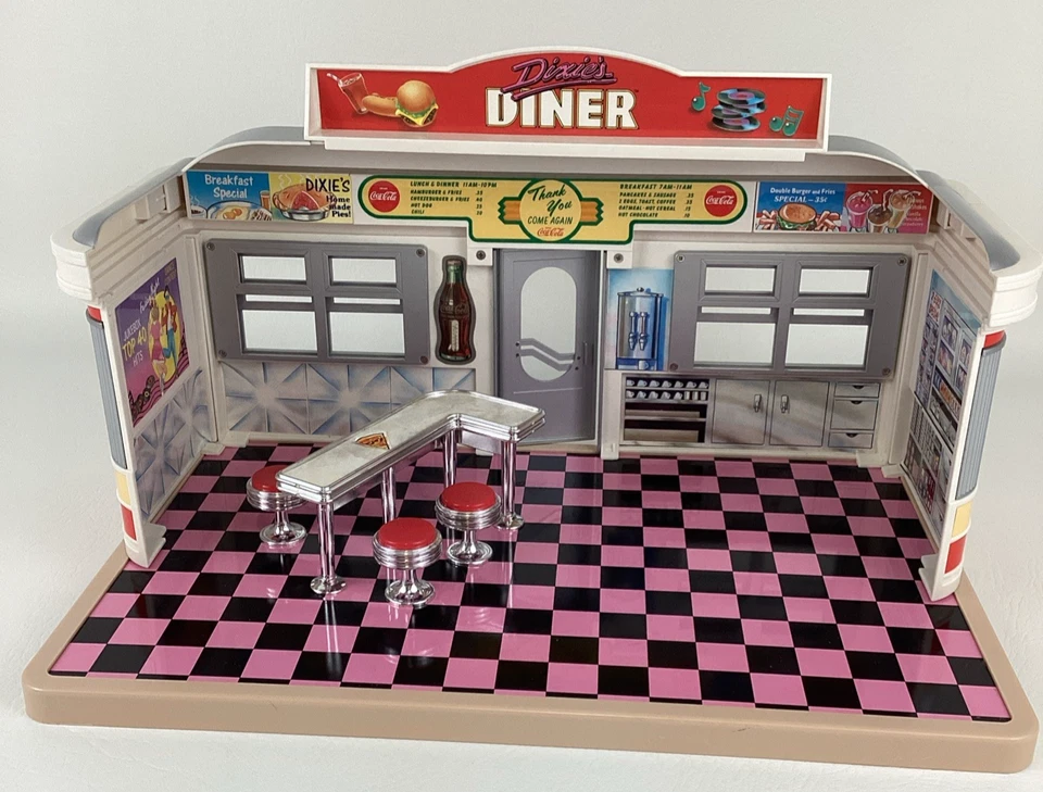 Dixie's Diner Drive In Playset Mini Boneca Moda Antiga Tyco Vintage Anos 80 1988 Brinquedo - Imagem 1 de 4