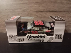 Fondazione Dale Earnhardt Jr 2010 NASCAR pressofuso 1:64 - Foto 1 di 5