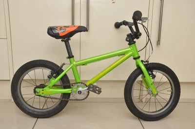 Islabikes Cnoc 14 Isla bike kids green - Image 1 of 4