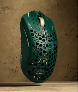 Finalmouse ULX Prophecy - Tarik - Size Medium - Picture 1 of 1
