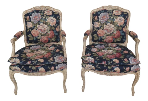 30789EC: Pair French Style Distressed Paint Decorated Open Arm Chairs Cover