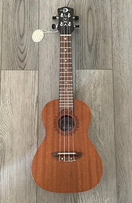 Luna Uke Vintage Mahogany Concert Ukulele Pack Satin Natural VMC - Image 1 of 4