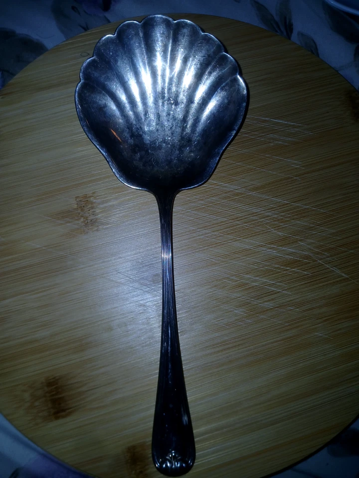 Colher de servir vintage Gorham “Heritage” concha de amêijoa baga  - Imagem 1 de 2