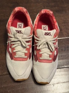 Asics Gel Saga White Red Orange Men's Running Shoes HN532 (Size 8.5) - Picture 1 of 7