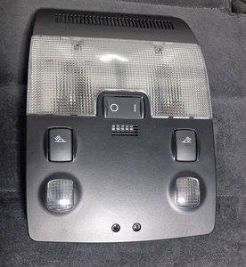 AUDI A3 S3 8L VORDERER INNENRAUM AMBIENTE KARTE LESEN HÖFLICHKEIT LICHT UPGRADE SCHWARZ - Bild 1 von 15