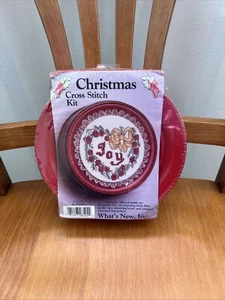 What's New Inc Christmas Cross Stitch Kit Joy Wreath Tin New Vintage #028104 - Picture 1 of 2