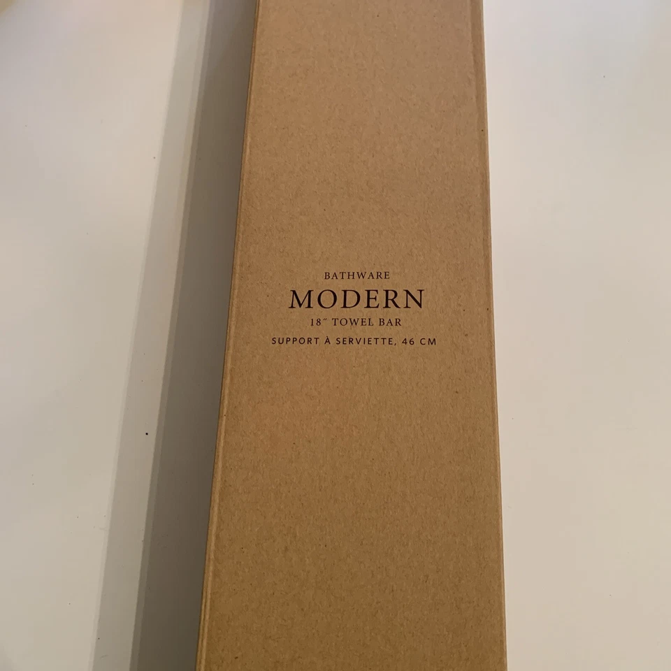 Toallero moderno de 18" para restauración | Acabado: níquel pulido Foto 1 de 4