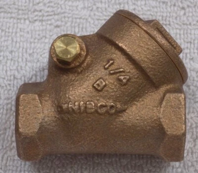 NIBCO 1/4" NPT x 1/4" NPT Y-Pattern Swing Check Valve * Series T-413-Y * NEW - Image 1 of 4