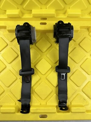 CINTURÓN DE SEGURIDAD CHEVROLET TRAX RETRACTOR SEGUNDO LADO SEGUNDA FILA 2024 Foto 1 de 4