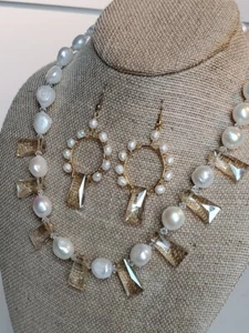 Set Wedding Bride White Freshwater Pearl Crystal Elegant Necklace Earrings New - Picture 1 of 6