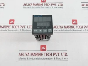 Honeywell DCP50 70201000 DIN Programmer 50/60HZ 7.5VA - Picture 1 of 8