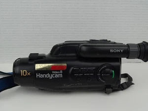 Sony CCD-FX230 Video Camera Recorder Video8 Handycam Camcorder For Parts As Is  - Picture 1 of 8