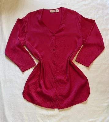 Vintage Victoria’s Secret gold label rare hot pink button down. 100% silk - Imagem 1 de 4