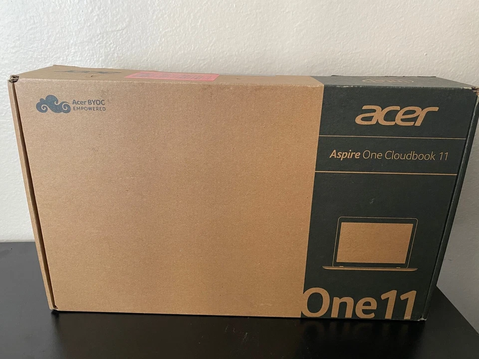 NEW*Acer Aspire One Cloudbook 11.6"Laptop, Intel Celeron N3050,2GB RAM, 16GB SSD - Image 1 of 3