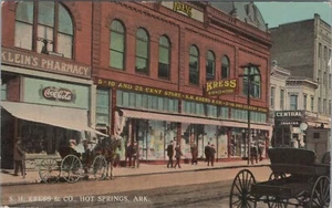 Postcard Arkansas AR Hot Springs S.H. Kress 5-10-25 Cent Store Coca-Cola Sign - Picture 1 of 2