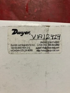 VA12424 Dwyer VARIABLE AREA GLASS FLOWMETER - Picture 1 of 3