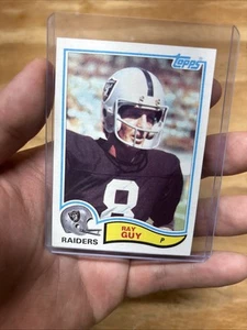 1982 Topps Ray Guy #188 Oakland Raiders Salón de la fama Ex - Imagen 1 de 2