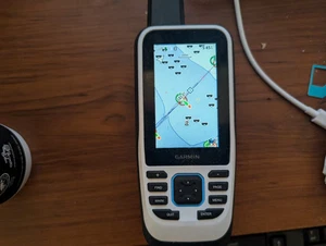 Garmin 86s - Picture 1 of 1