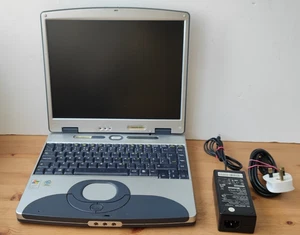 Packard Bell iGO Versa E400 Laptop 14" Celeron 1.5 GHz - Windows XP - Tested - Picture 1 of 21
