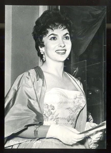 Italian Actress Gina Lollobridgida Real Photo Postcard (2) - Picture 1 of 2