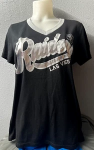 Las Vegas Raiders NFL Team Apparel Women's V-Neck T-Shirt SZ: L Black - NWOT - Picture 1 of 11