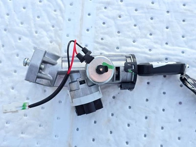 RAM PROMASTER 3500 2015-2022 FURGONETA INTERRUPTOR DE ENCENDIDO BLOQUEO CON LLAVE OEM P68257356AD Foto 1 de 4