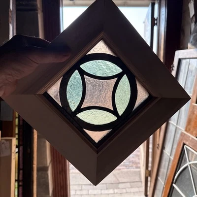 SG5107 Antique Stained Glass Window 10.25 in.² - Image 1 of 4