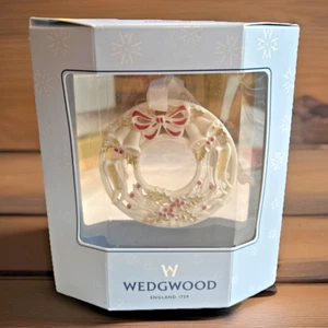 Wedgwood ~ Jaspe Blanco ~ Corona Anual ~ 2001 ~ En Caja Original - Imagen 1 de 4