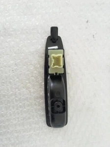 829614619R interruttore alzacristalli posteriore sinistro per RENAULT CAPTUR - Imagen 1 de 4