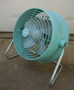 Vintage Turquoise Dominion Electric Fan 10" Round Mid Century MCM 2 Speed - Picture 1 of 10