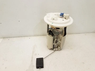 Conjunto de bomba de combustible Jeep Patriot 2007-17 (2,4 L/MT/FWD) Foto 1 de 4