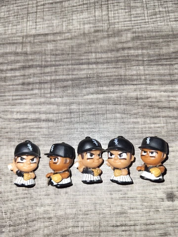 TEENYMATES MLB  FIGURE 1" INCH Chicago White Sox 5pc Cover