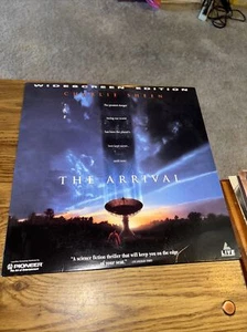 The Arrival - Laser Disc, Sci Fi Thriller, Charlie Sheen widescreen - Picture 1 of 3