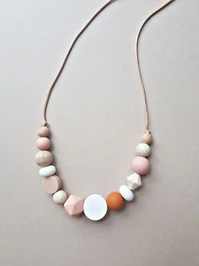 Wood and Silicone Necklace - Picture 1 of 7