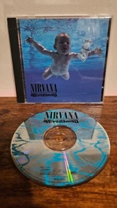 Nevermind by Nirvana (CD, 1991, Geffen) Teen Spirit, Corbain, Grunge - Foto 1 di 3