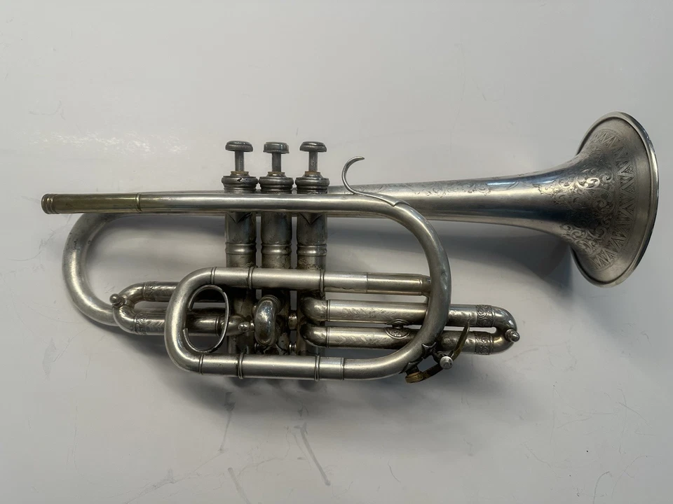 BESSON & Co. Chicago Bore 50 Medals of Honour Serial # 64917 CIRC 1898-1902 MINT - Image 1 of 4