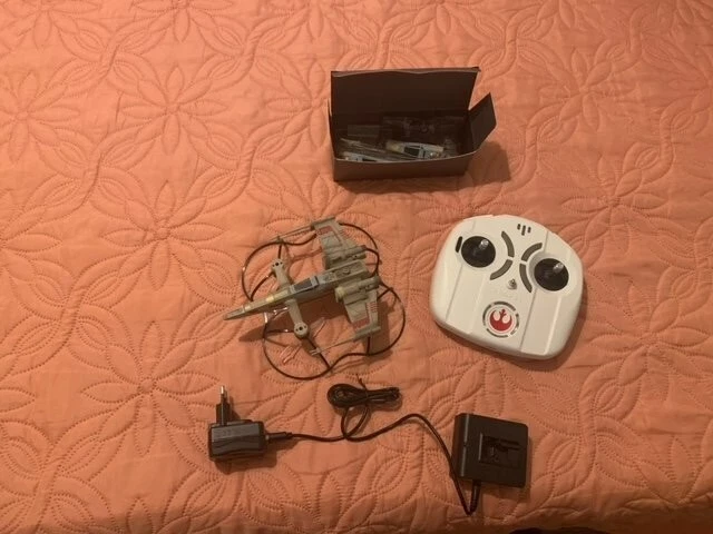 X-Wing Star Wars propel starfighter battle drone only used once! - Image 1 of 1