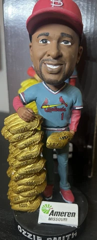 2013 ST. LOUIS CARDINALS OZZIE SMITH "GOLD GLOVE STACK" HOF SGA BOBBLEHEAD Cover