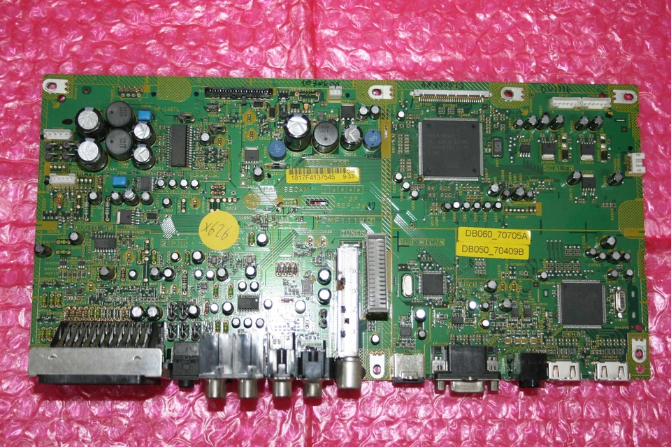 SHARP - DB060_70705A, DB06070705A, 1817F4137545, CMF111B 4, LC-26AD5E-BK - MAIN - Image 1 of 1