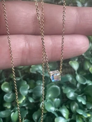 Collar Con Cuadrado Swarovski  Foto 1 de 4