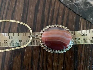 30mm X 40mm Orange Banded Agate In GP Setting 18” GP 3mm Chain Necklace - Picture 1 of 3