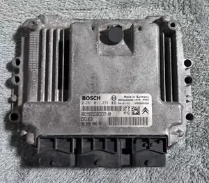 CALCULATEUR MOTEUR PEUGEOT CITROEN 1.6L HDI 9655600680 0281011233 A DECODER - Foto 1 di 4