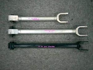 Braccio Comando Posteriore Sinistro Inferiore Nissan Skyline 2014 551B01MA0D [Usato] [PA26727687] - Foto 1 di 2