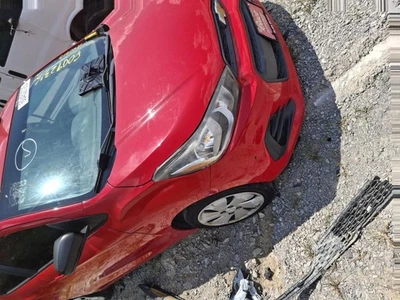 Chevrolet Spark 2017 conjunto de faros para pasajero derecho OEM usados 121 k millas Foto 1 de 4