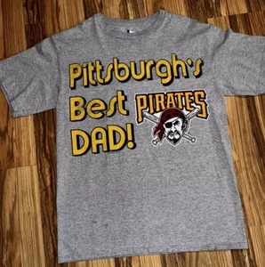 Pittsburgh Pirates Best Dad T-Shirt Grafik MLB Original Merchandise Größe M - Bild 1 von 4