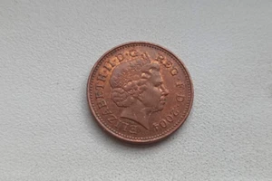2004 One Penny 1P Elizabeth II coin UK circulated - Picture 1 of 2