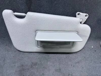 Parasol derecho Nissan LEAF 2018-2025 pasajero 96400-5SA0E Foto 1 de 3